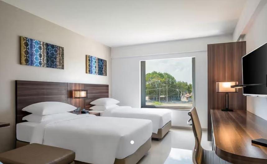 The Residency Towers, Rameswaram Hotell Exteriör bild